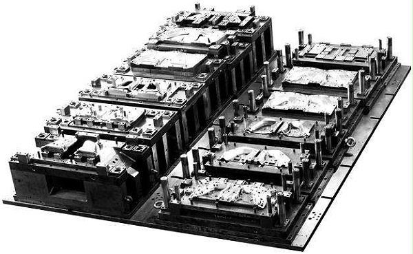 多工位級進模 多工位級進模