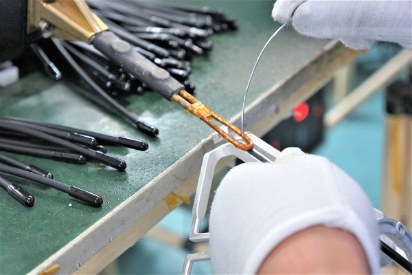 鈑金加工-手工焊錫-誠(chéng)瑞豐 鈑金加工-手工焊錫-誠(chéng)瑞豐