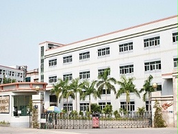 深圳五金沖壓廠，五金加工機(jī)械手操作9