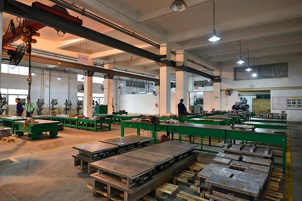 精密五金沖壓件模具制作 精密五金沖壓件模具制作