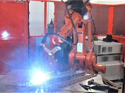 鈑金加工折床電氣保養(yǎng)-東莞五金制品公司 鈑金加工折床電氣保養(yǎng)-東莞五金制品公司