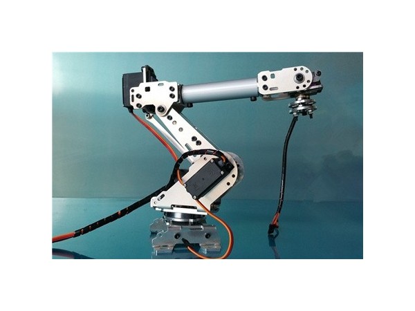 汕頭五金沖壓件加工廠，沖壓機(jī)械手設(shè)計(jì)及伺服機(jī)的應(yīng)用