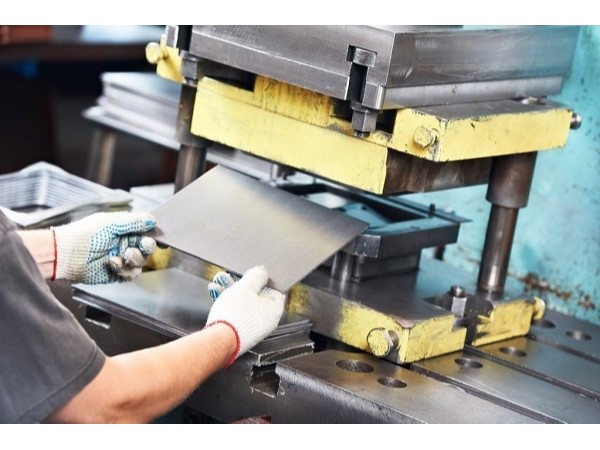 福建五金沖壓件加工廠，9種方法防止拉伸件折皺