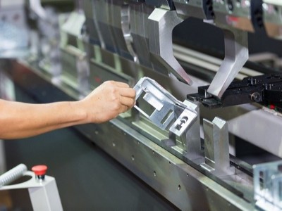 五金沖壓廠家，旋壓工藝生產(chǎn)沖壓件的4個(gè)知識(shí)點(diǎn)