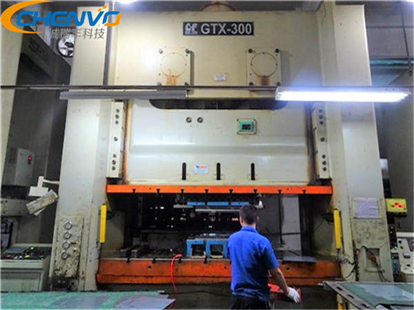 五金沖壓300噸沖床 五金沖壓300噸沖床